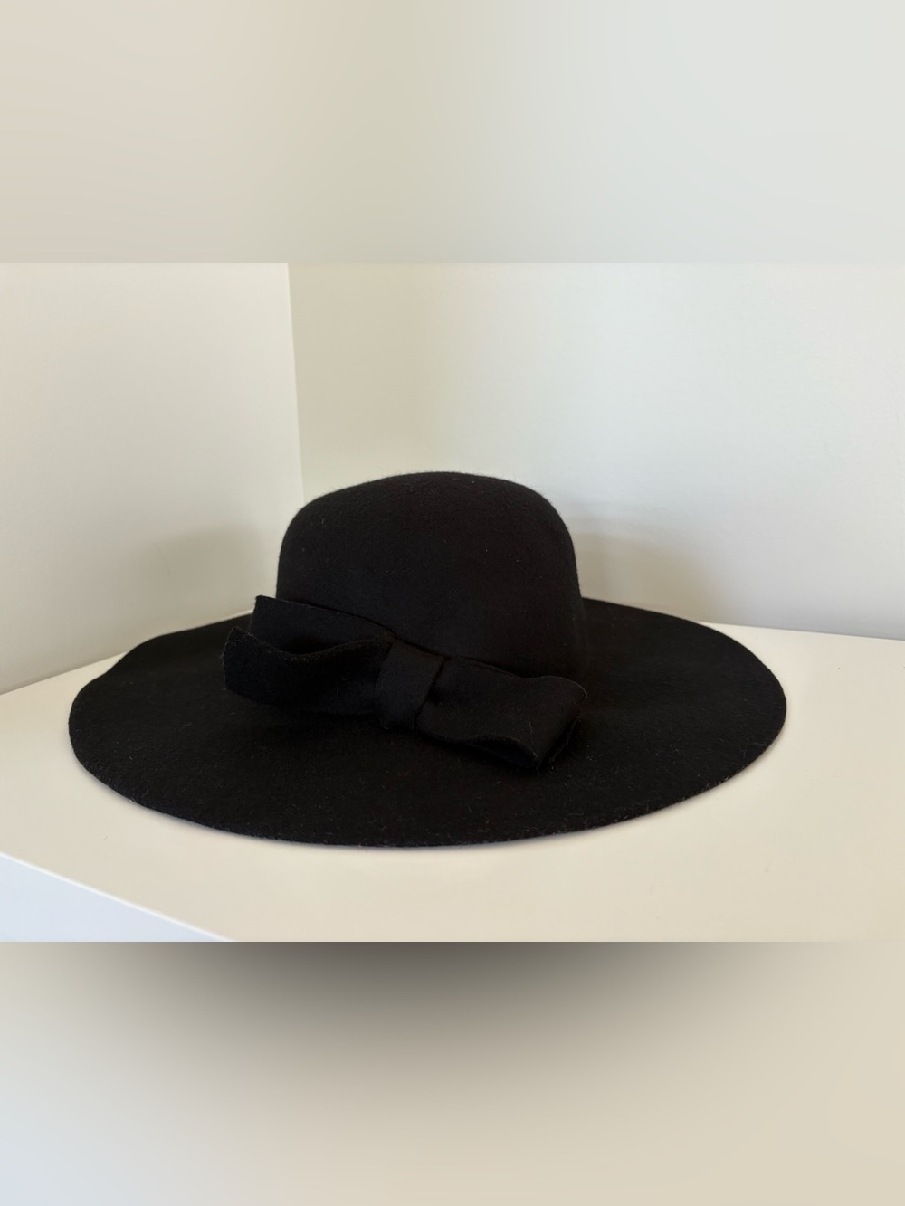 Classic Black Wide Brim 100% Wool Felt Hat with Bow